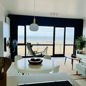 Panoramic Seaview With Free Private Garage Appartement Ostende